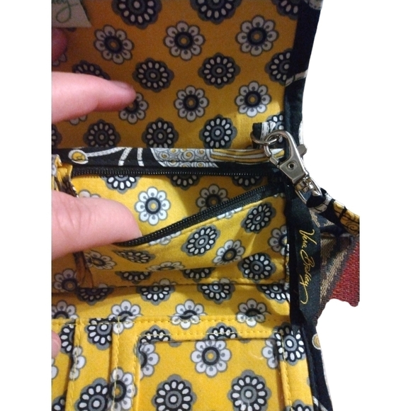 Retired Vera Bradley Yellow Bird Crossbody Wallet Attachable Strap Multipocketed - Picture 6 of 12